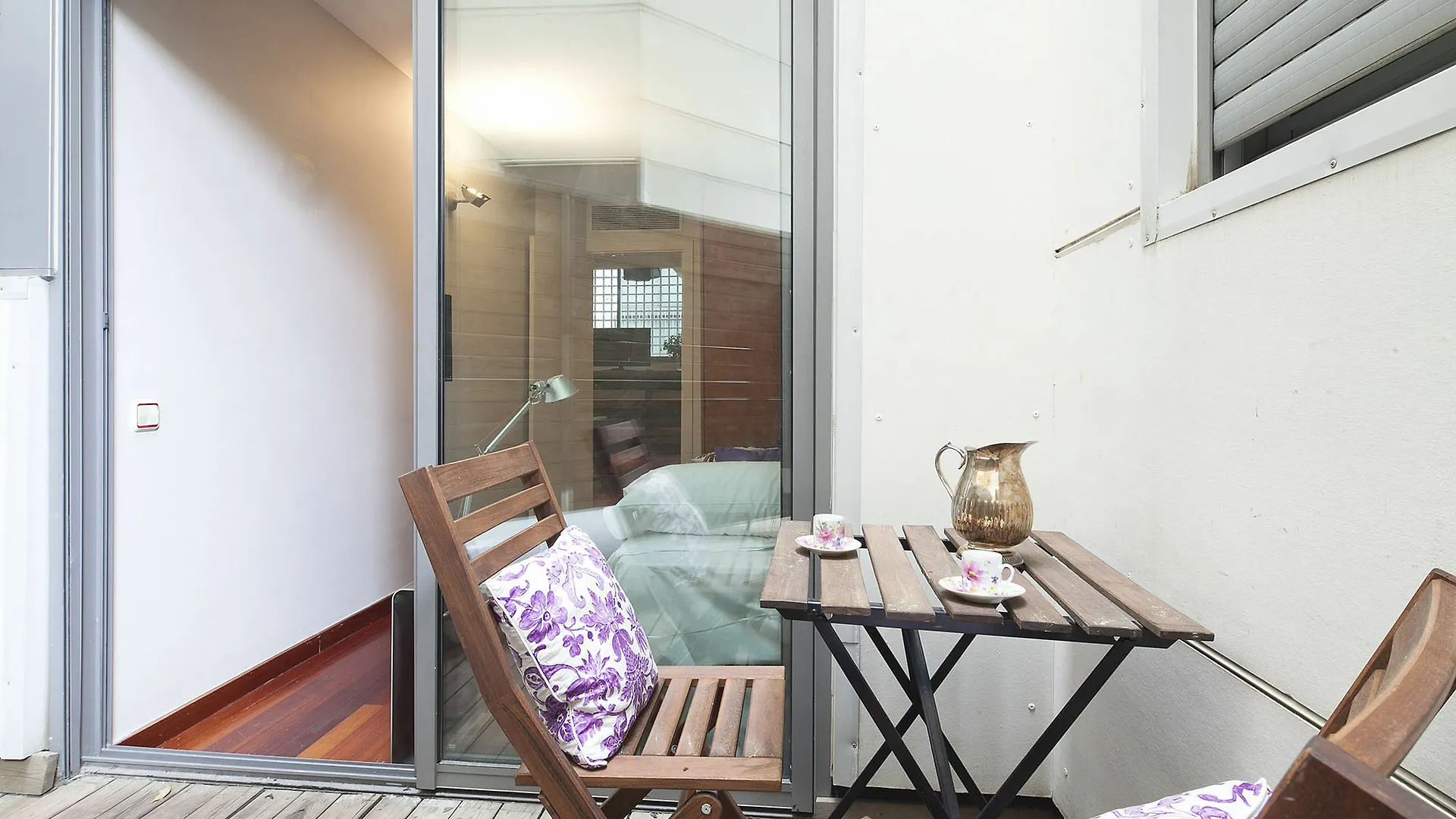My Space Barcelona Gracia Pool Near Center